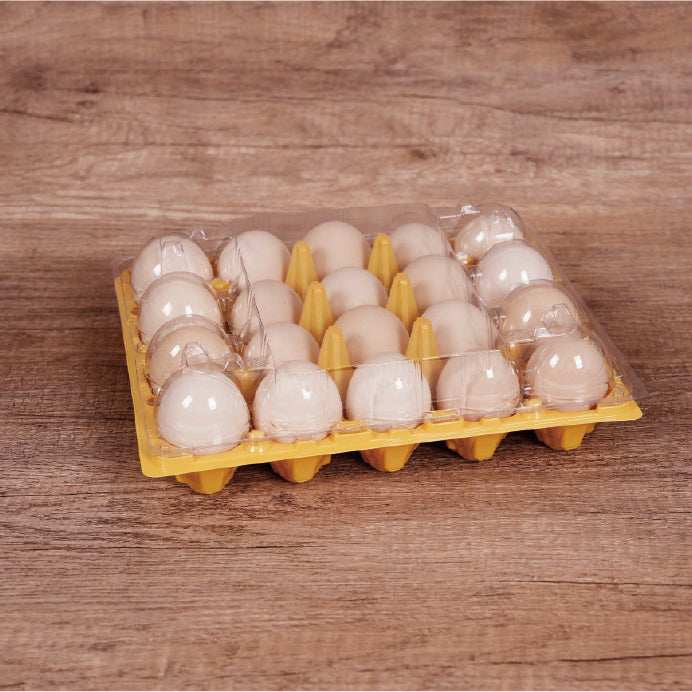 20 medium-sized yellow egg trays